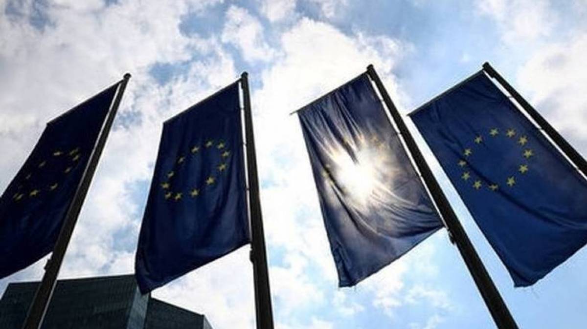 Σε αναζήτηση «χρυσής τομής» για τις συντάξεις η Κομισιόν