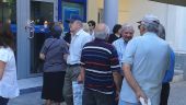 Τράπεζες:Προσπάθεια να αυξηθεί το ημερήσιο όριο για τους συνταξιούχους