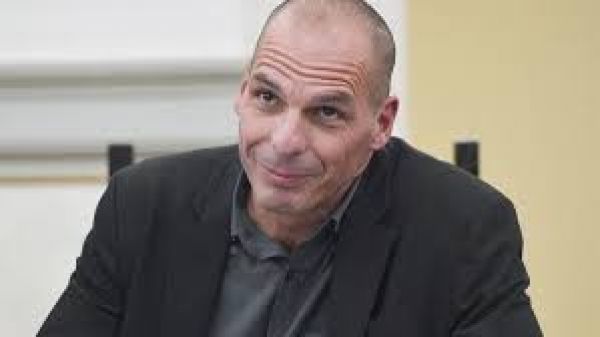 Ο Βαρουφάκης τους «γλεντάει» και τα νεύρα δεν κρύβονται