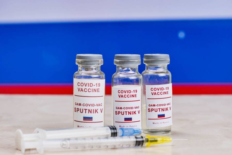 Εμβόλιο:Η Ρωσία... δελεάζει την ΕΕ με 100 εκατ. δόσεις Sputnik-V
