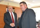 Καμπανάκι κινδύνου για την ελληνική παραγωγή αγελαδινού γάλακτος