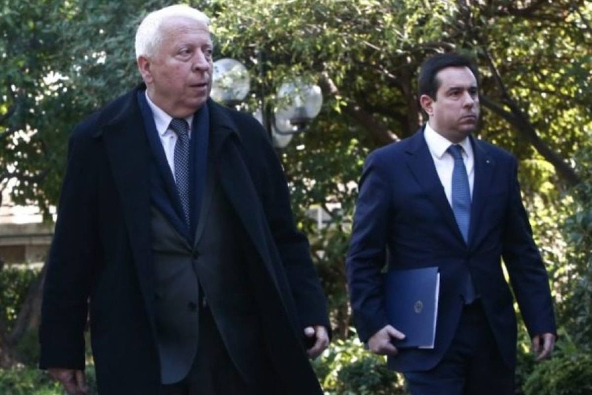Μηταράκης-Μουτζούρης: Θα συζητήσουν, αλλά είναι ξεκάθαρη η διαφορετική προσέγγιση