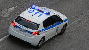 Τρίκαλα: 18χρονος σκότωσε τη μητέρα του και κάλεσε την αστυνομία