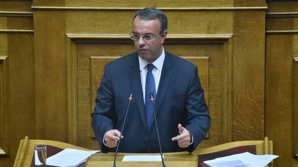 Παρέμβαση του ΥΠΟΙΚ για τα αναδρομικά των συνταξιούχων