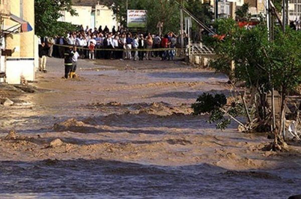Ιράν: Τουλάχιστον 10 νεκροί από σαρωτικές πλημμύρες