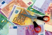 Έρχεται «ψαλίδι» 180 εκ. ευρώ στις φοροαπαλλαγές