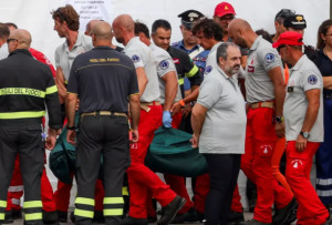 Ναυάγιο στη Σικελία: Αυτοί είναι οι νεκροί-Ανασύρθηκαν τα σώματα ανδρών