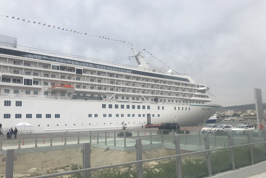 Κρουαζιέρα: Από την Ελλάδα η επίσημη «πρώτη» του Crystal Symphony