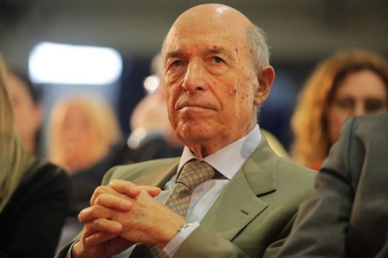 Σημίτης: Αναγκαία η λύση του Σκοπιανού για το εθνικό συμφέρον