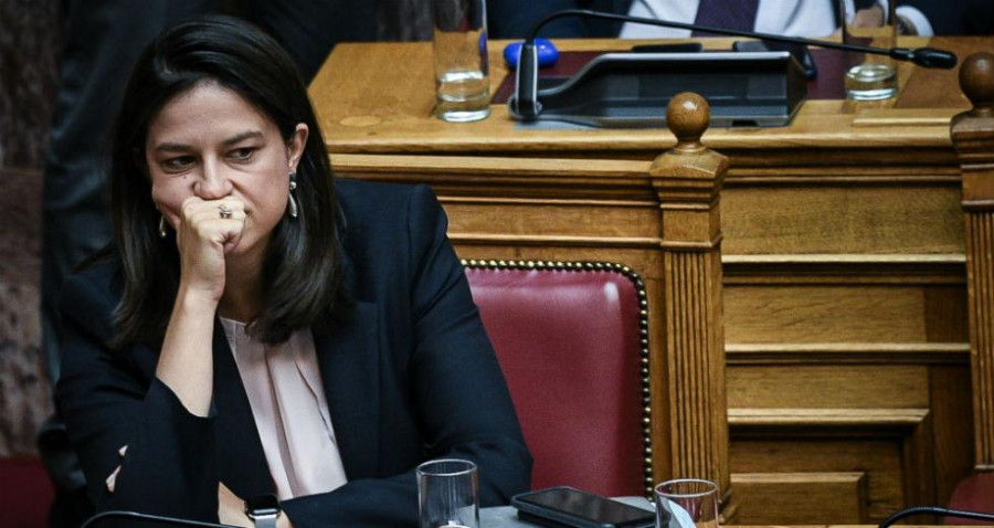 Κεραμέως: Αδιανόητο να προσάπτει κάποιος στον πρωθυπουργό ότι παρακολουθεί συνεργάτες