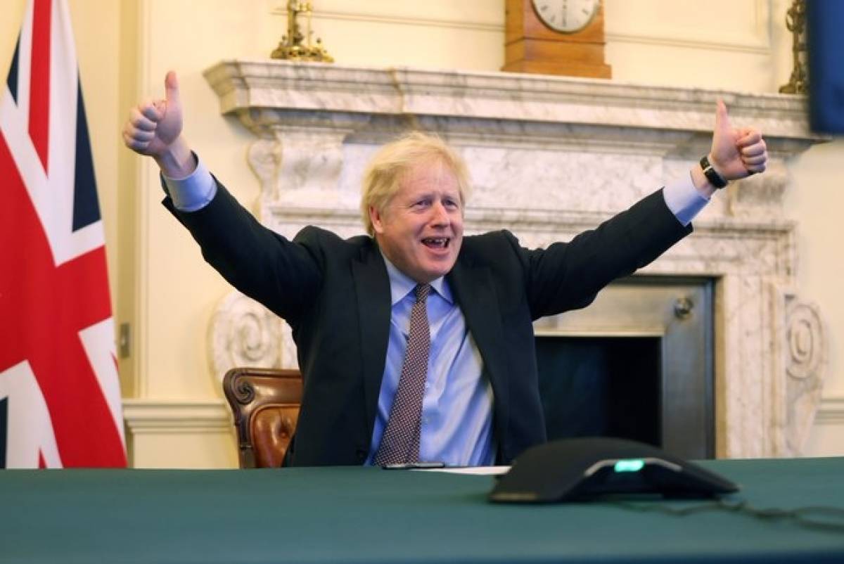Brexit- Χριστουγεννιάτικη συμφωνία: Πανηγυρισμοί στη Βρετανία, «ποίηση» στην ΕΕ
