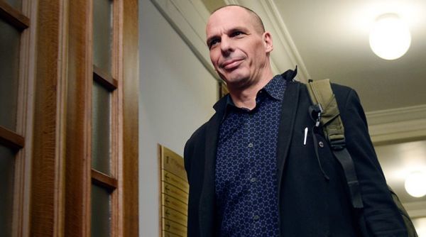Ο Βαρουφάκης διαψεύδει τον Μάγιερ για το διπλό νόμισμα