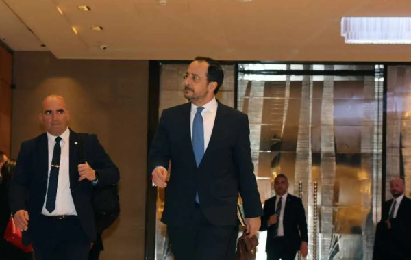 Ολοκληρώνεται η πενταμερής για το Κυπριακό με το «κυρίως πιάτο»