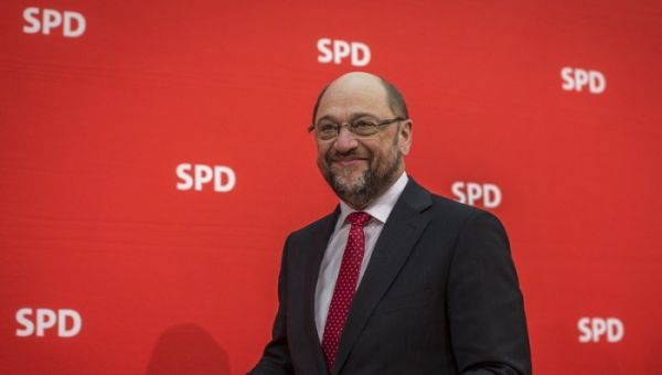 «Οι Γερμανοί Σοσιαλδημοκράτες στηρίζουν την Ελλάδα κόντρα στον Σόιμπλε»