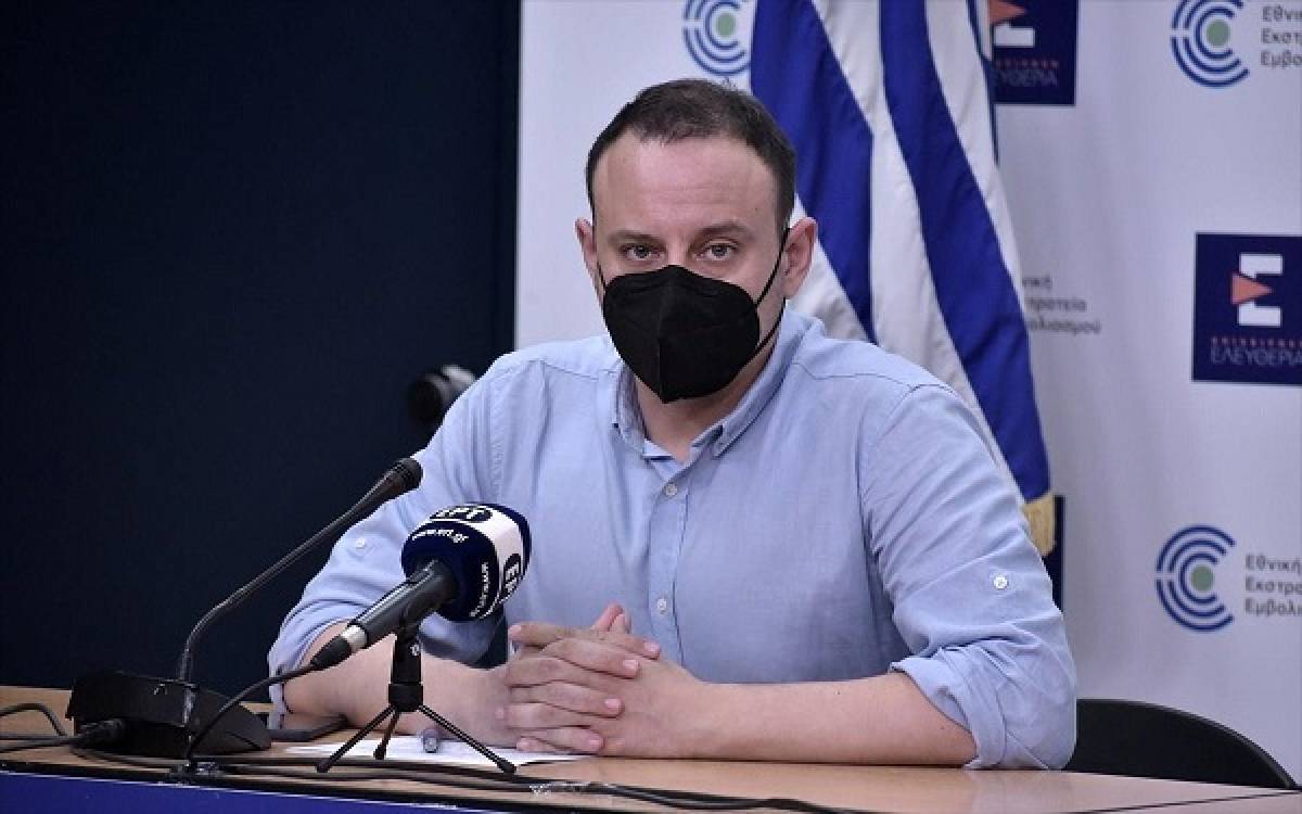 Μαγιορκίνης: Δε θα δούμε εμβολιασμένο να μεταδίδει σε 100 άτομα
