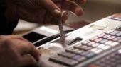 Χ.Θεοχάρης: Εξετάζεται η εξαίρεση των μικρών επιχειρήσεων από το ΦΠΑ