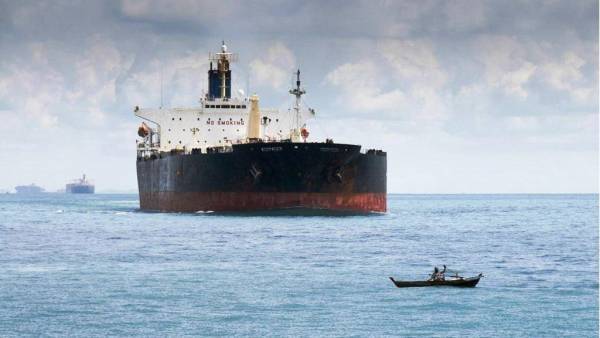 Ναυτιλία: «Είδος προς εξαφάνιση» οι μικροί πλοιοκτήτες τα επόμενα χρόνια