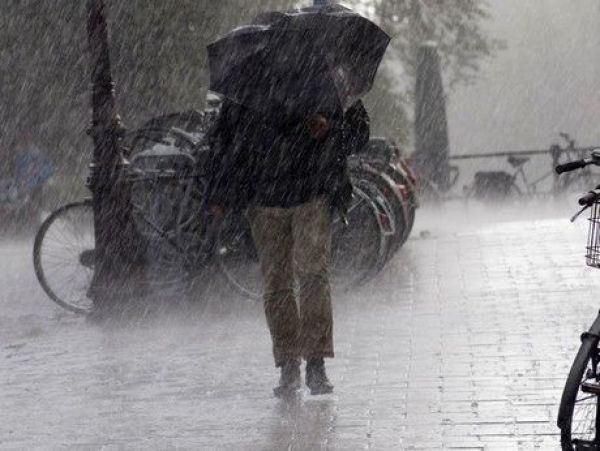 Επιδείνωση του καιρού με βροχές και καταιγίδες