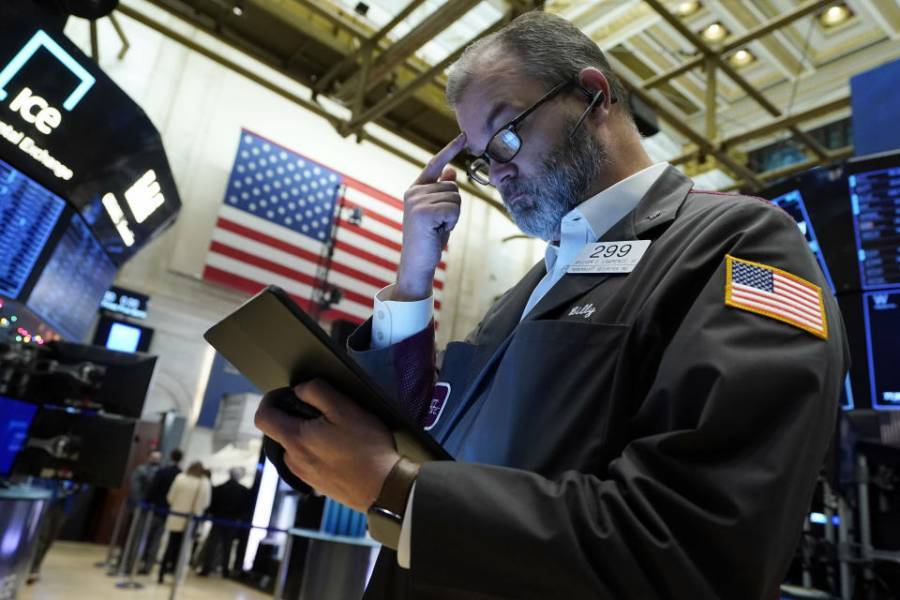 Οι πωλητές δίνουν τον τόνο στη Wall Street