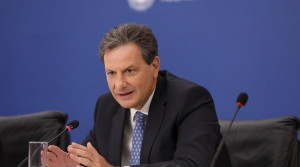 Σκυλακάκης: Δεν ιδιωτικοποιούνται οι ΔΕΥΑ, σας διαβεβαιώ