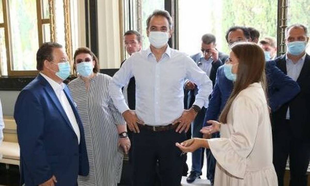 Έκκληση Μητσοτάκη σε παραγωγικούς φορείς: Στηρίξτε τους εργαζομένους σας