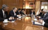 Ικανοποίηση στο Μαξίμου για συμφωνία με εργοδότες-Ξεκινά η μάχη «έξω»
