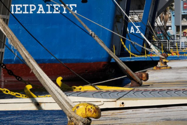 48ωρη απεργία ΠΝΟ: Δεμένα τα πλοία από αύριο (8/2)-Τα αιτήματα