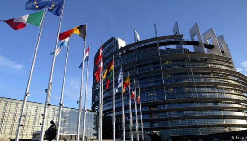 «Μεταξεταστέοι» οι προϋπολογισμοί Γαλλίας, Ιταλίας, Βελγίου