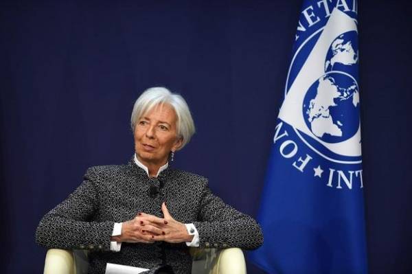 ΔΝΤ: «Βλέπει» ανάπτυξη 2,4% για την Ελλάδα το 2019-«Καμπανάκι» για υπογεννητικότητα