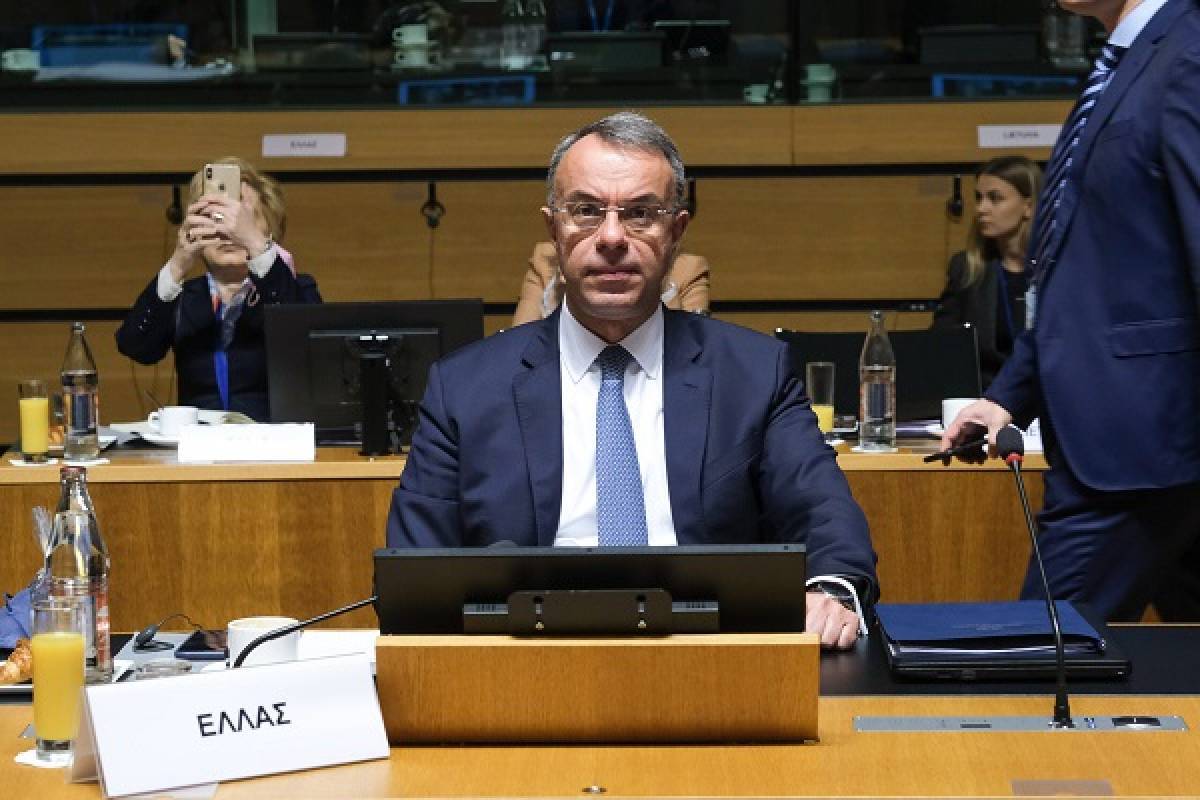 Σταϊκούρας: Η κρίση πλήττει, αλλά δεν εκτρέπει την οικονομία μας
