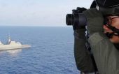 Ελληνικό πλοίο έλαβε σήμα για πιθανά ευρήματα του άφαντου Μπόινγκ- Ειδικευμένοι γάλλοι ερευνητές μεταβαίνουν στη Μαλαισία