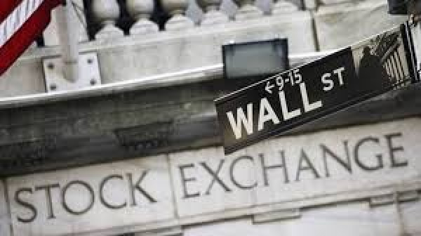 Wall: Μικρή άνοδος για S&amp;P και Dow εν αναμονή αποτελεσμάτων