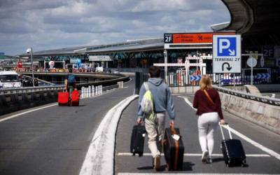Γαλλία: Έξι αεροδρόμια εκκενώθηκαν μετά από «απειλές για βόμβα»