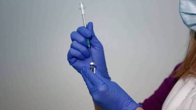 Δημοσκόπηση Pulse: Υπέρ των εμβολιασμών το 69% των πολιτών