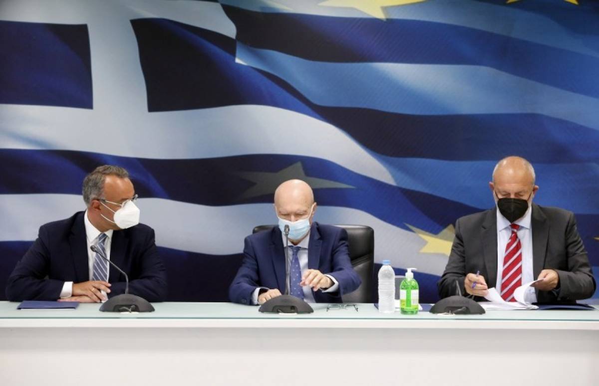 Μνημόνιο συνεργασίας ΕΑΒ- Πανεπιστημίων με χρηματοδότηση από το ΥΠΟΙΚ