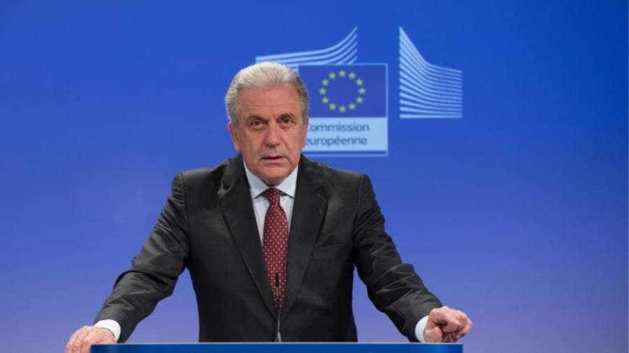 Αβραμόπουλος: Δεν μπορούμε να αφήνουμε στη θάλασσα τους μετανάστες