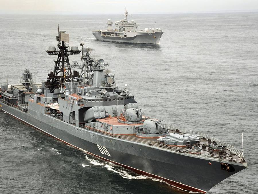 Ισχυρή ρωσική ναυτική δύναμη ανοικτά της Συρίας