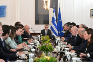 Υπουργικό στη σκιά του ΟΠΕΚΕΠΕ - Η στρατηγική Μητσοτάκη για να αλλάξει το κλίμα