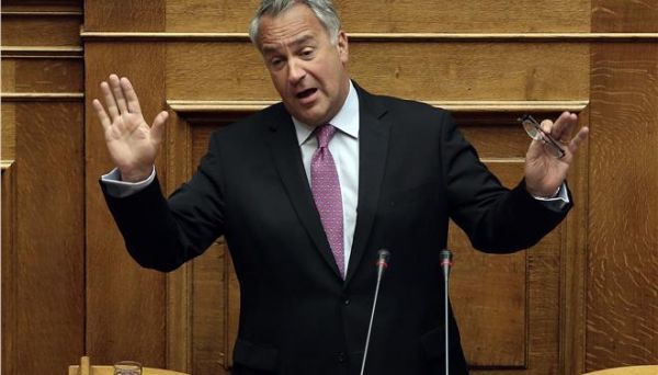«Pet των Ευρωπαίων, καρπαζοεισπράκτορας του Ερντογάν»