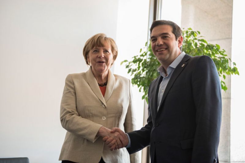 «Συμμαχία» Τσίπρα-Μέρκελ κατά της αναφοράς σε κλειστά σύνορα