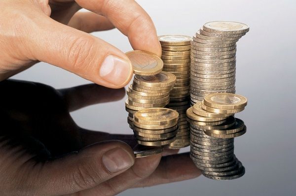 Paradise Papers και λίστες φοροδιαφυγής, «αντίδωρο» στην υπερφορολόγηση
