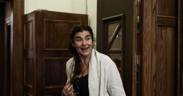 «Καρφιά» Όλγας στην Κονιόρδου
