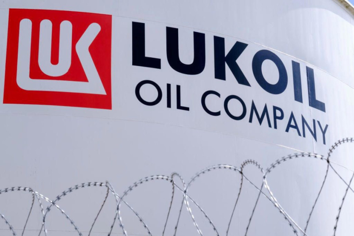 Lukoil: Διαπραγματεύσεις για πώληση περιουσιακών στοιχείων στο εξωτερικό μετά τις κυρώσεις