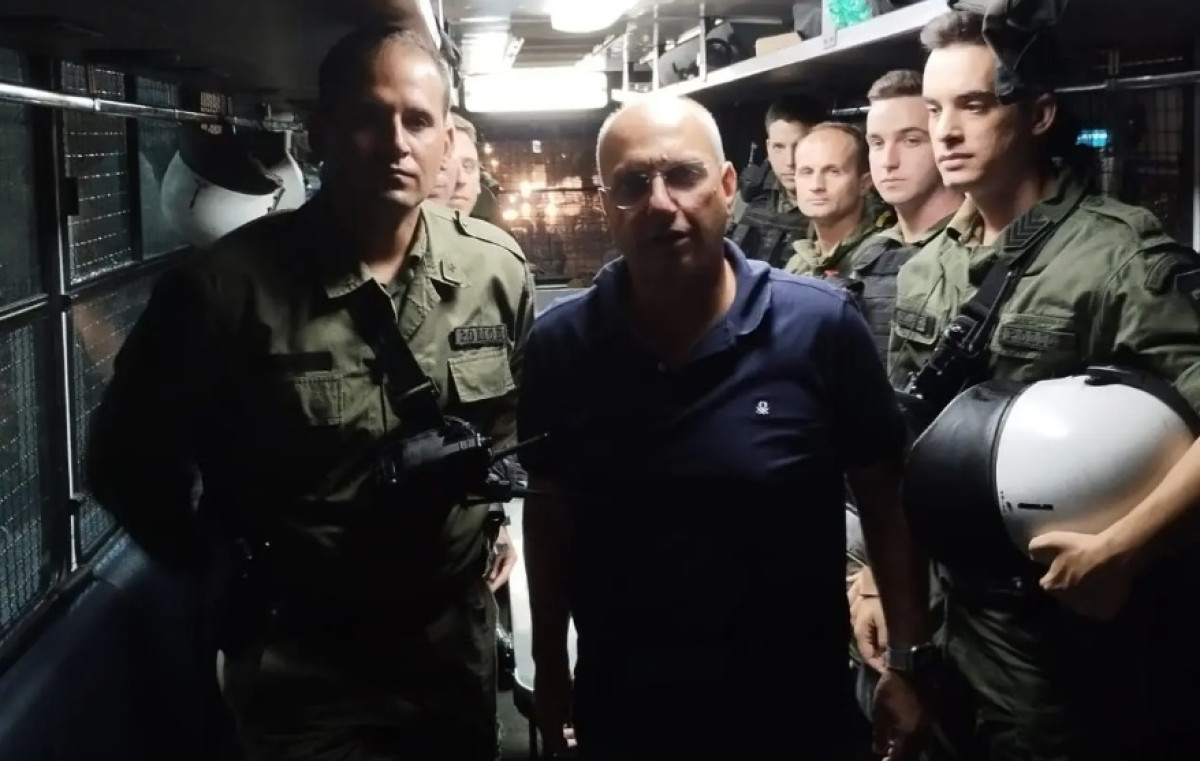 Επίσκεψη Οικονόμου σε ΑΤ και διμοιρίες στο κέντρο της Αθήνας
