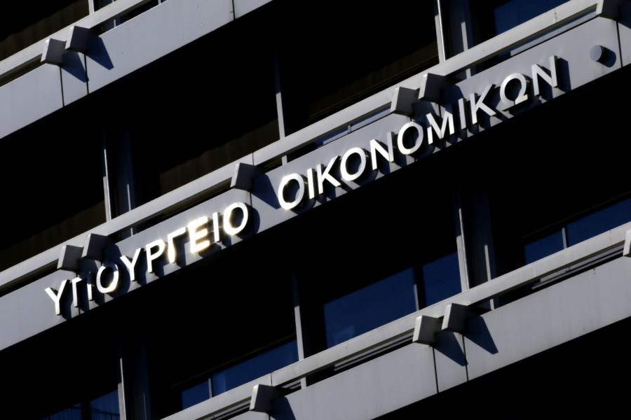 ΥΠΕΘΟ: Τα 7 μέτρα στήριξης της οικογένειας-Αναλυτικά παραδείγματα