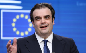 Το παρασκήνιο πίσω από την εκλογή Πιερρακάκη στην προεδρία του Eurogroup