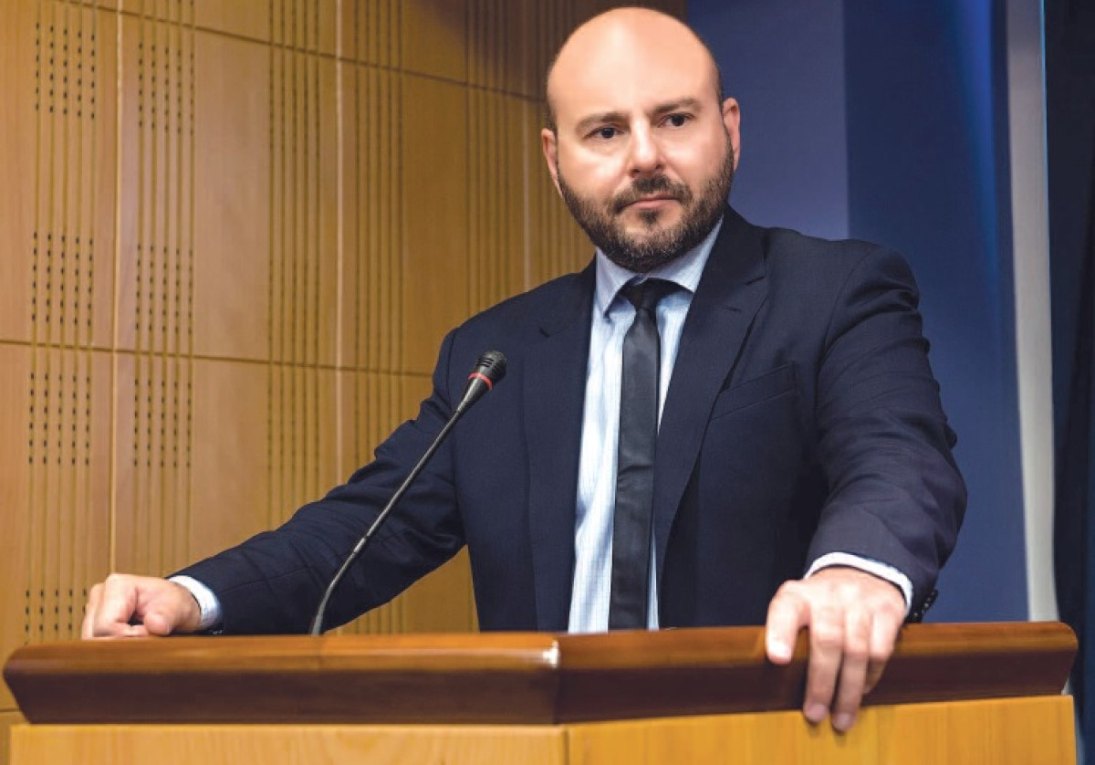 Στασινός: Ποτέ ξανά δήμευση του εισοδήματος μέσω ασφαλιστικών εισφορών