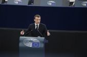 Μακρόν: Δεν θέλω να είμαι μέρος μίας γενιάς υπνοβατών