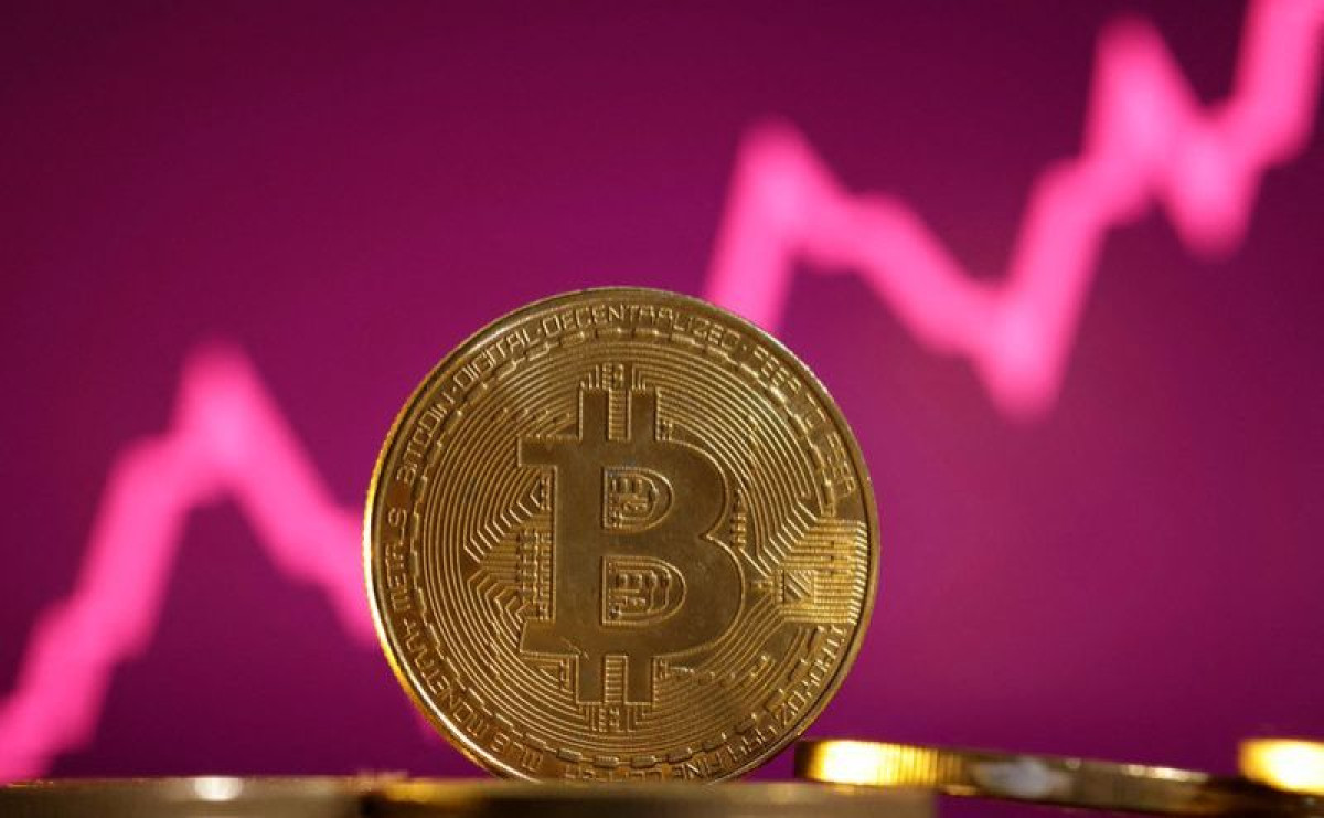«Έχασε» τον στόχο των $43.000 το Bitcoin-Οριακά πάνω από $42.000