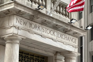 Προβάδισμα για τους αγοραστές στην Wall Street